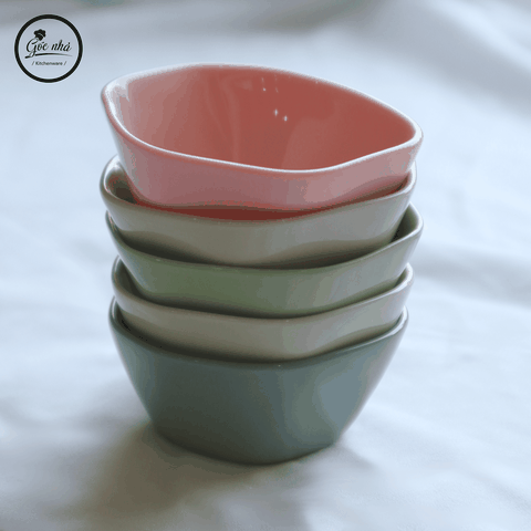 Chén Chấm Méo Sứ Xương Color Pop