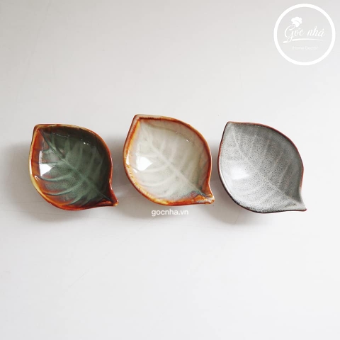 Chén Chấm Hình Lá Herba