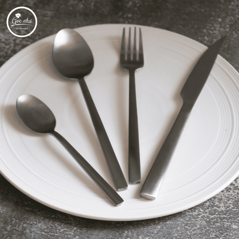 Set Matte Cutlery 4 x 4 pcs