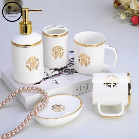 Set nhà tắm hoạ tiết Royal