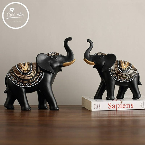 Cặp tượng voi Vương giả