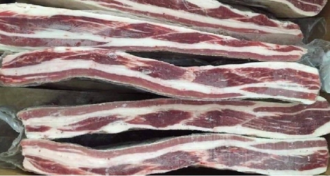 Ba chỉ bò Mỹ nhập khẩu nguyên cây