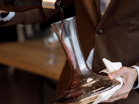 Decanter là gì? Cách chọn decanter đẹp sang trọng.