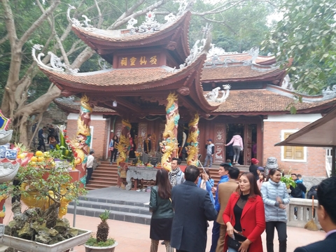 (1N) ĐỀN CỬA ÔNG - CÔ BÉ CỬA SUỐT - CHÙA CÁI BẦU