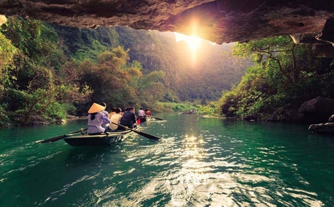 (1N) TOUR NINH BÌNH HÀ NỘI – CỐ ĐÔ HOA LƯ – KHU SINH THÁI TRÀNG AN – HANG MÚA