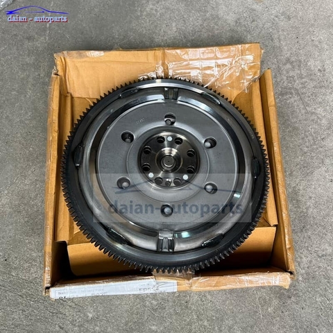 Bánh đà Ford Ranger Everest 2010 chính hãng