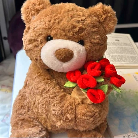 Gấu bông Teddy Rosy ôm hoa 40cm