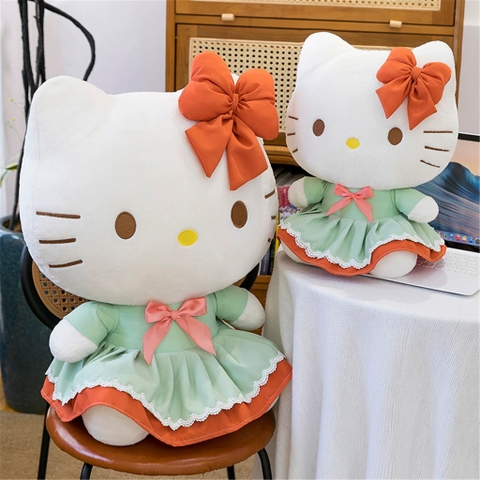 Gấu bông Hello Kitty váy xanh