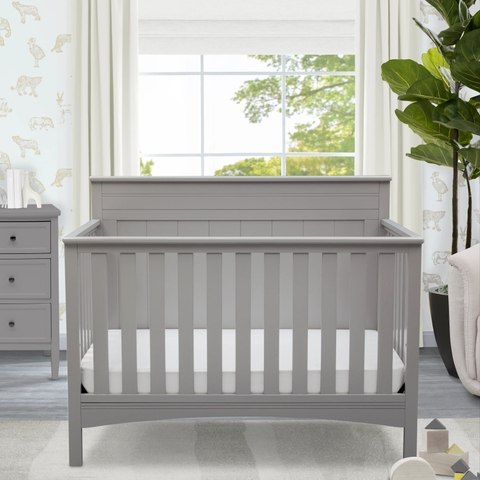 Cũi trẻ em Fancy 4-in-1 Convertible Crib