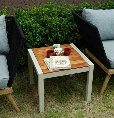 Bàn cafe sân vườn mặt gỗ