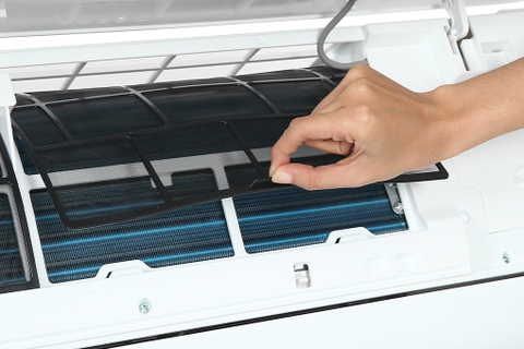 Máy lạnh Aqua 1.5 HP AQA-KCR12NQ-S