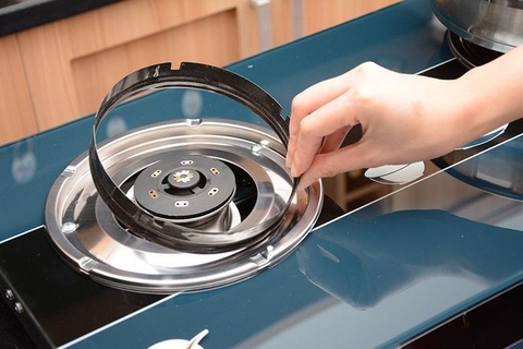 Bếp ga dương đôi Sakura SA-692SG