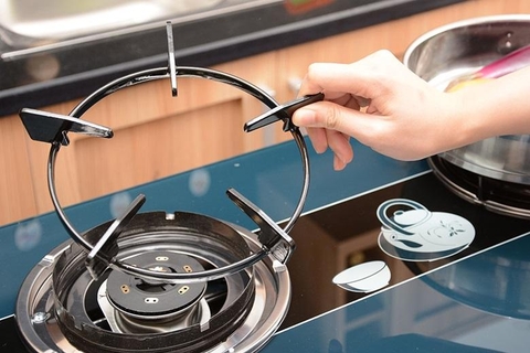 Bếp ga dương đôi Sakura SA-692SG