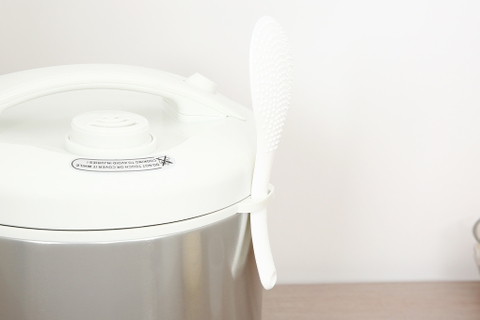 Nồi cơm điện Kangaroo KG18RC3 1,8 lít