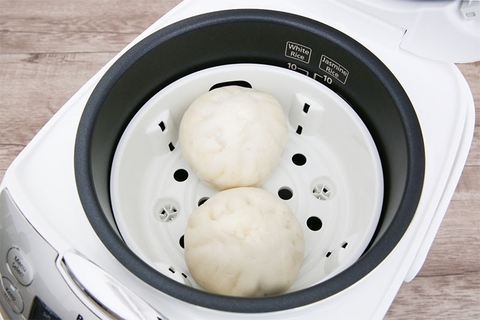 Nồi cơm điênn Panasonic SR-CP188NRA