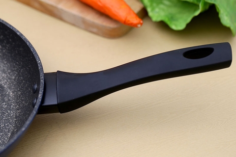 Chảo đá hoa cương đáy từ Sunhouse SFP28B 28