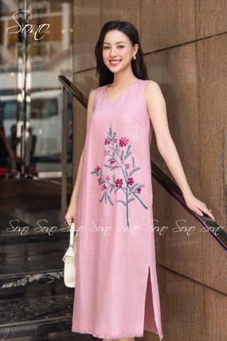 SONO - Đầm linen cổ tim thêu cành lá xương cá