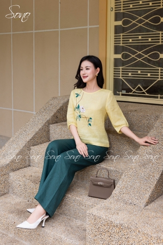 SONO - Áo linen tay lồng đèn thêu nhánh hoa trắng
