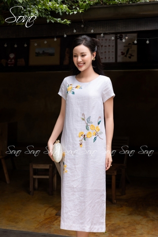 SONO - Đầm linen thêu hoa cúc