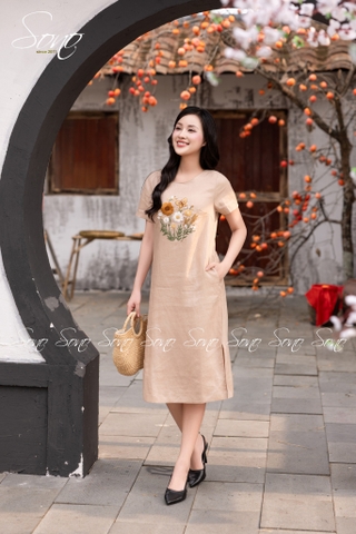 SONO - Đầm linen có tay thêu hoa bướm