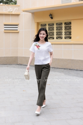 SONO - Áo linen thêu quả dâu