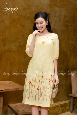 SONO - Đầm linen tay lỡ thêu hoa cỏ