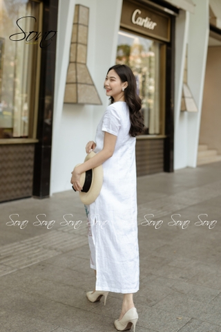 SONO - Đầm trắng có tay dáng dài thêu 3 cành