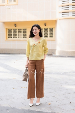 SONO - Áo linen cổ tim tay lỡ thêu hoa sim