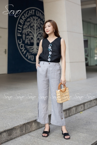 SONO - Quần dài linen đính nút gỗ