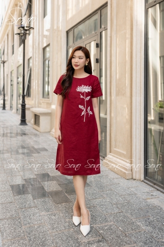 SONO - Đầm linen có tay thêu hoa cúc