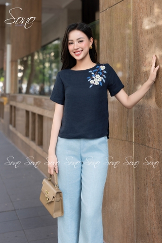 SONO - Áo linen thêu lá xanh hoa trắng