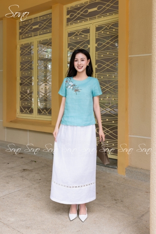 SONO - Áo linen cổ tròn thêu chùm hoa ngâu