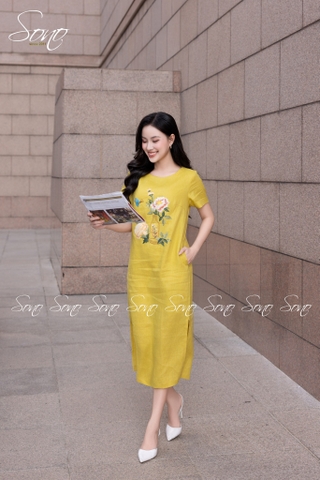SONO - Đầm linen có tay thêu bình hoa mẫu đơn