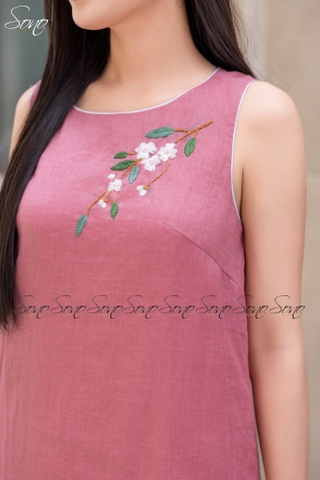 SONO - Đầm linen nút bên viền trắng thêu