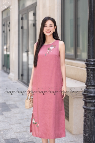 SONO - Đầm linen nút bên viền trắng thêu