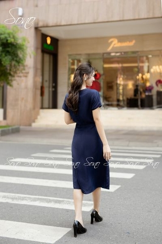 SONO - Đầm linen có tay vẽ hoa ly trắng