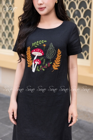 SONO - Đầm linen có tay thêu cây nấm
