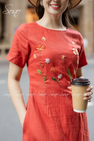 SONO - Đầm linen có tay thêu hoa thân trên