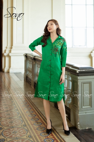 SONO - Đầm linen sơ mi thêu hoa vai