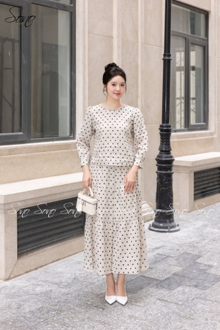 SONO - Áo linen dài tay chấm bi cổ tết