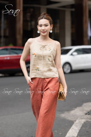 SONO - Áo linen 2 dây thắt nơ thêu hoa