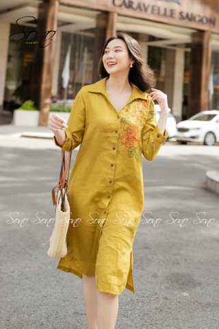 SONO - Đầm linen sơ mi thêu hoa vai