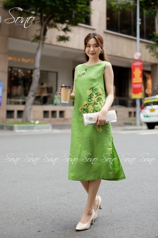 SONO - Đầm linen sát nách thêu hoa chấm màu