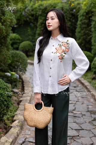 SONO - Áo sơ mi linen thêu hoa bên ngực