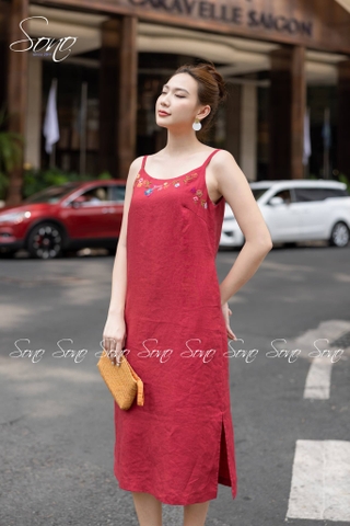 SONO - Đầm linen 2 dây thêu viền cổ
