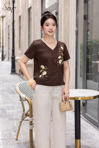 SONO - Áo linen cổ tim viền ren thêu hoa đặc