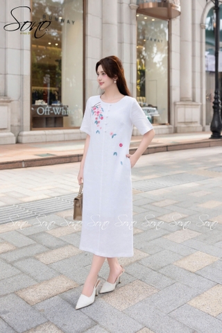 SONO - Đầm linen có tay nút bọc thêu hoa rơi