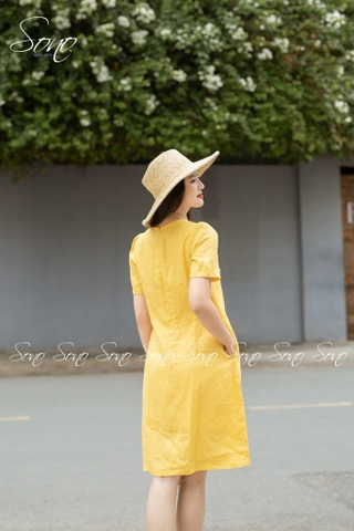 SONO - Đầm chất liệu linen chạy li form suông trẻ trung