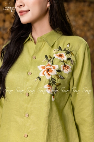 SONO - Áo sơ mi linen thêu hoa bên ngực