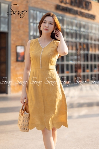 SONO - Đầm linen cổ tim viền ren